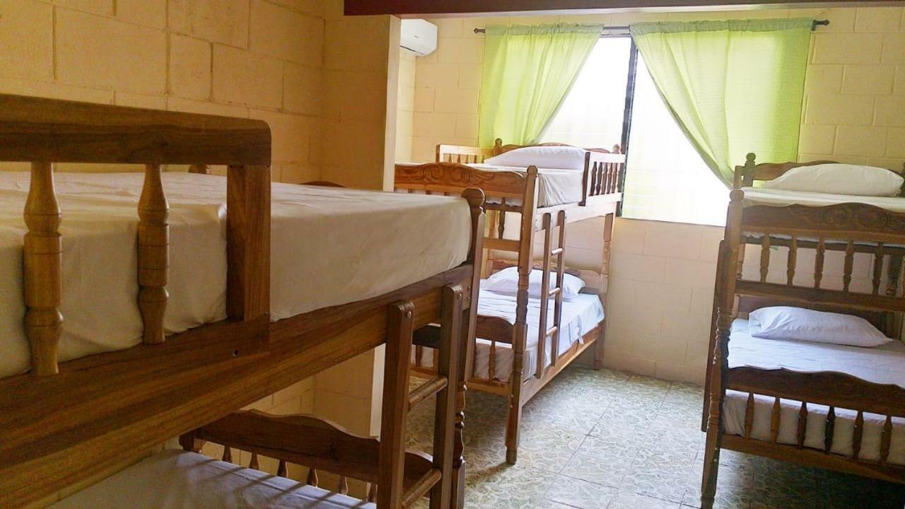 Hostal Dona Marta San Salvador Exteriér fotografie